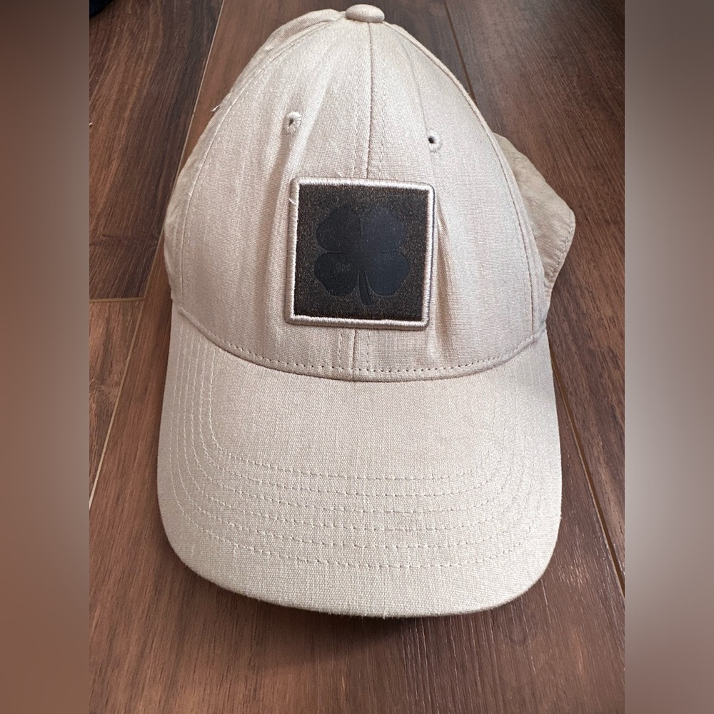 Black Clover Live Lucky Beige Flexfit Hat Cap Size L/XL